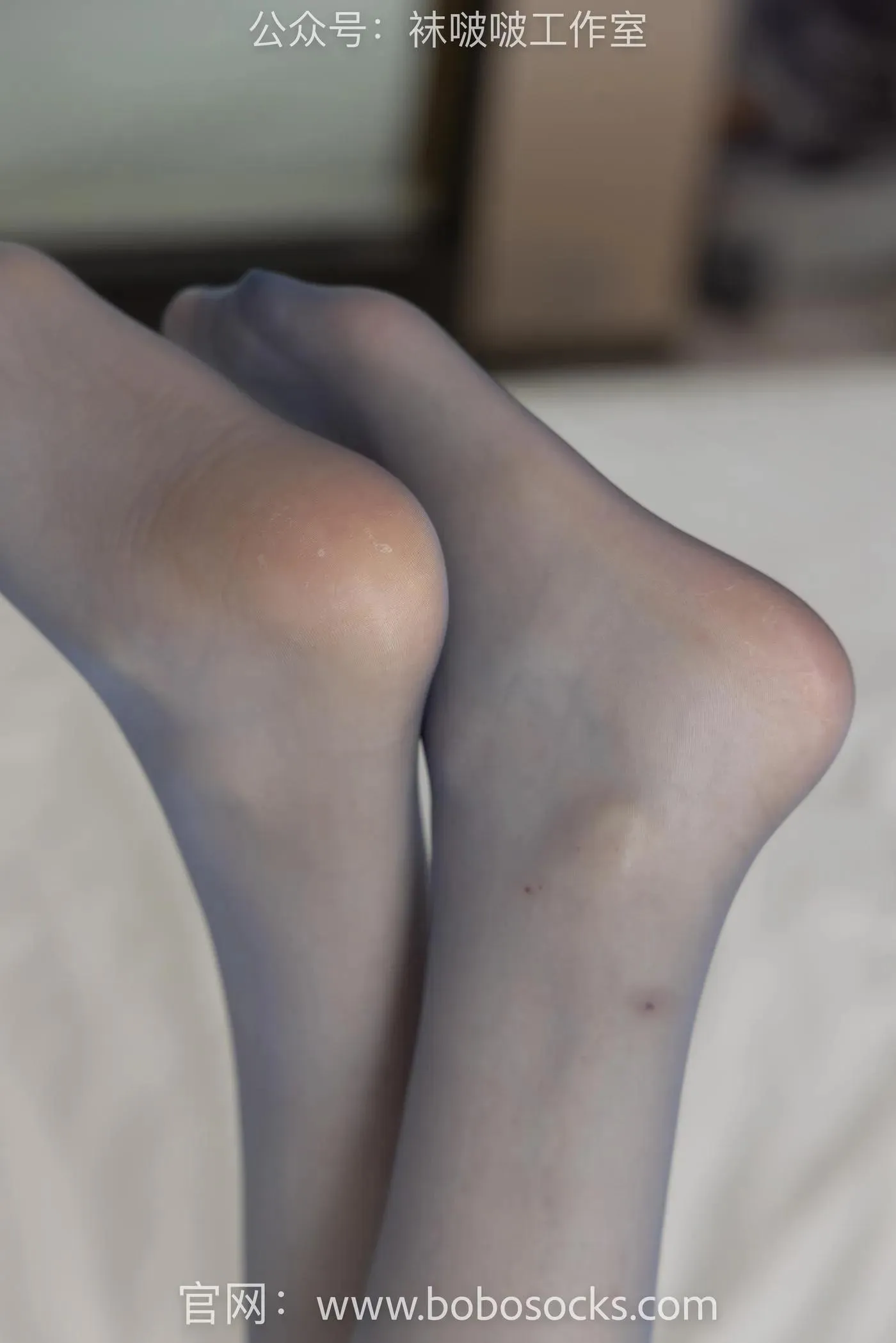 [BoBoSocks袜啵啵]NO.105 小甜豆-空姐制服、高跟鞋、蓝色丝袜 [140P]插图6